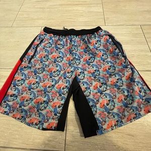 Patterned crossfit 2pood workout shorts